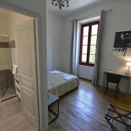 Le Hotel 3*